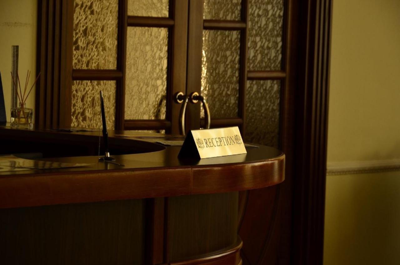 Ritsa Hotel Soukhoumi Extérieur photo